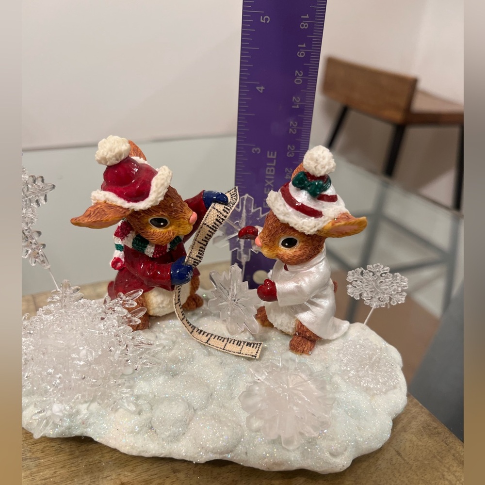 Christopher Radko WOODLAND WINDS "Measuring Snowflakes" Figurine Winter Holidays